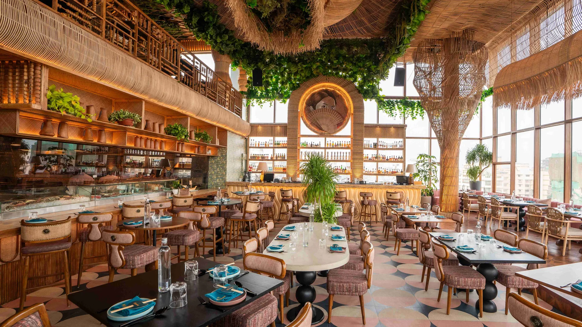 Real Estate Rendezvous – Must Visit Mumbai Restaurants with Stunning Interiors