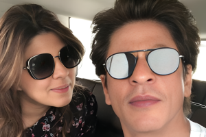 SRK Manager Purchase Apartment in bandra